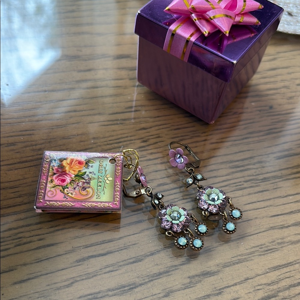 Italian Floral Drop Earrings - Picture 3 of 3